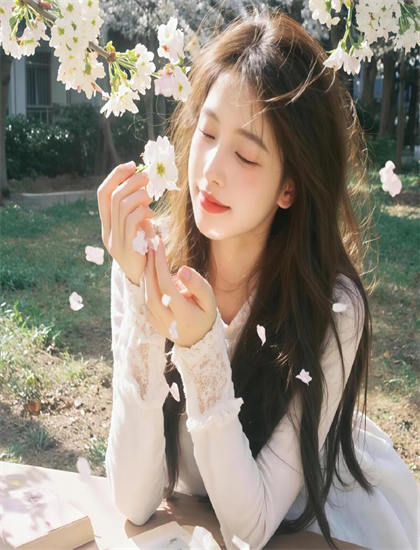 独自等待在线观看_樱花草在线观看播放视频_windows高清视频线